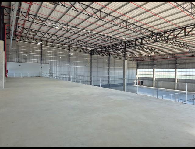 2,322M² WAREHOUSE TO LET IN ATLANTIC HILLS